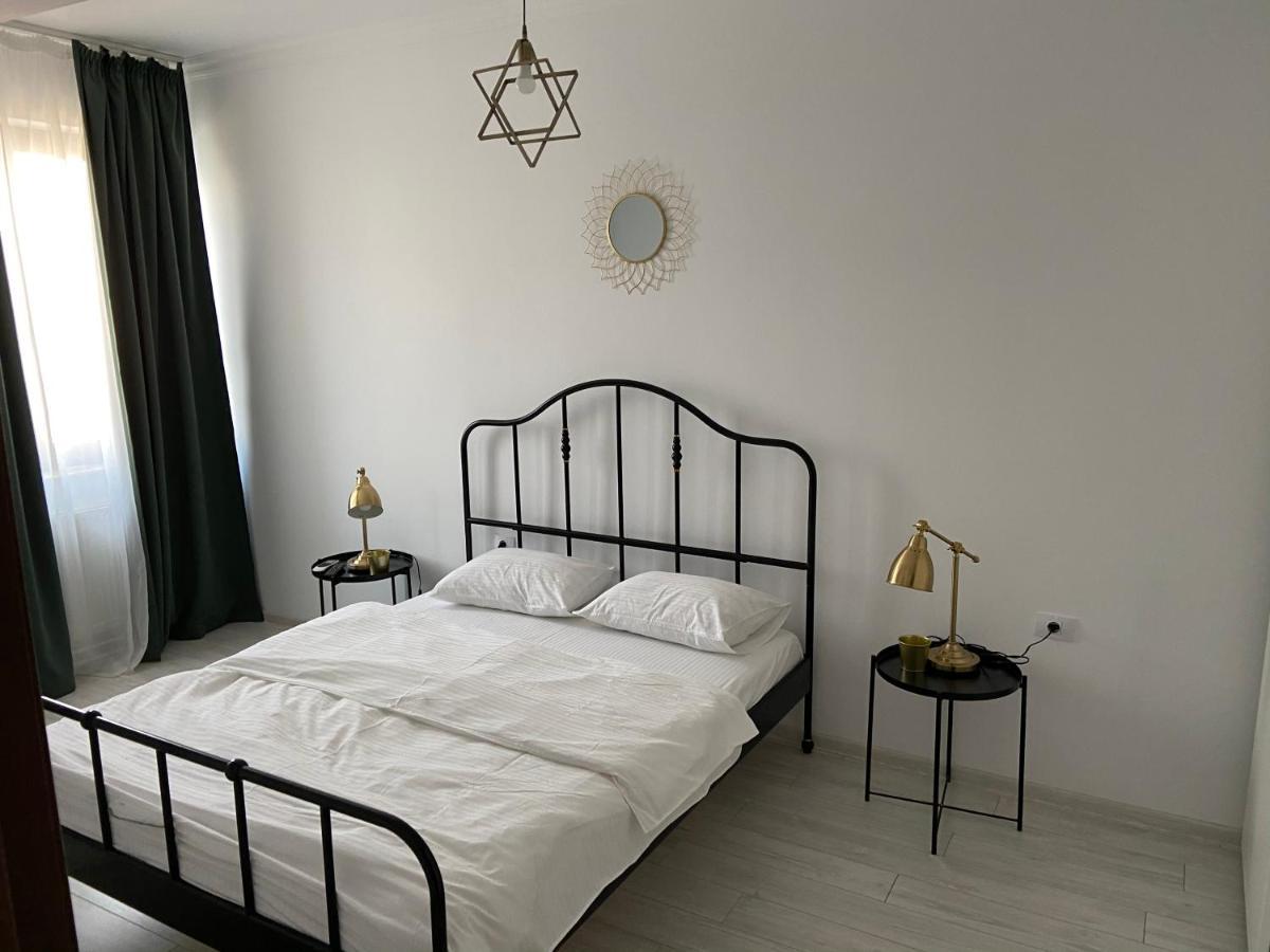 Beach Vibe Apartments Solid Residence Mamaia Esterno foto