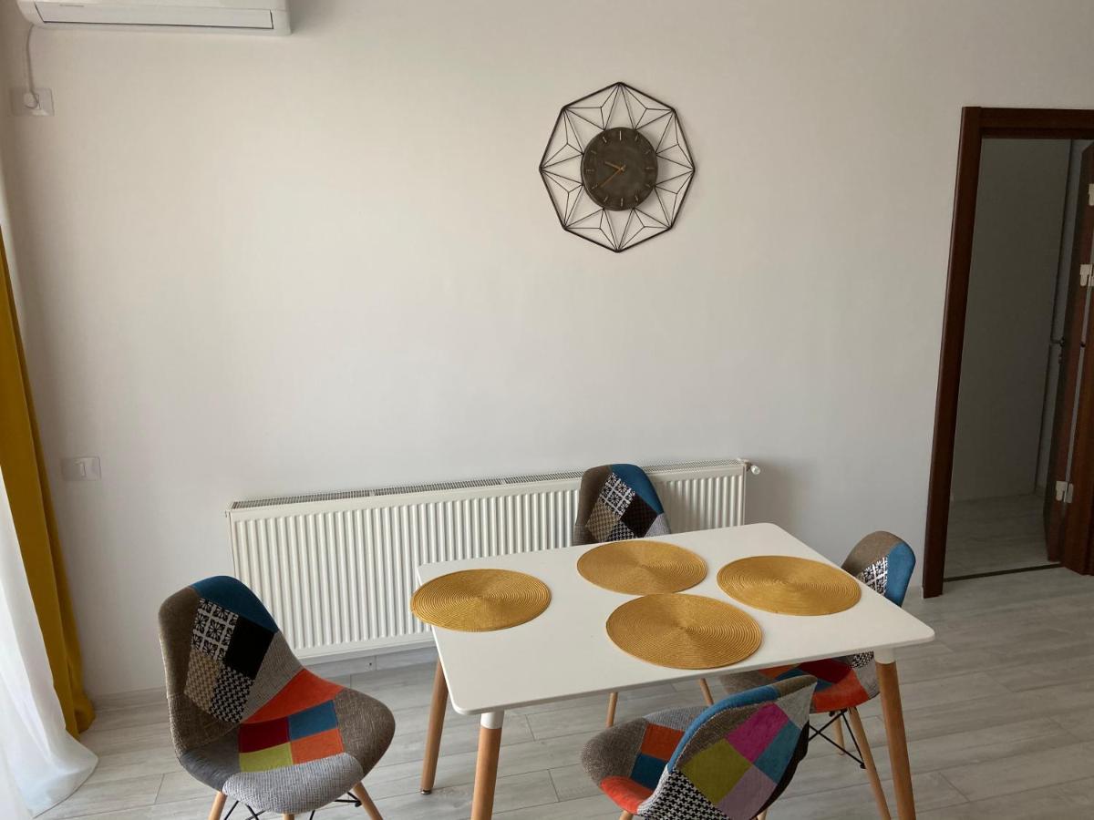 Beach Vibe Apartments Solid Residence Mamaia Esterno foto